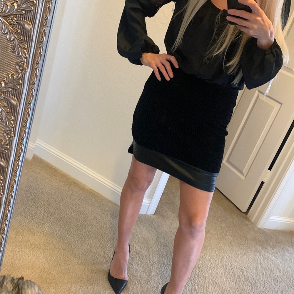 Bar III Velvet  printed, leather trim skirt - Picture 4 of 17